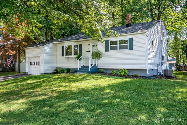 23 Nancy Circle, Edison, NJ 08817