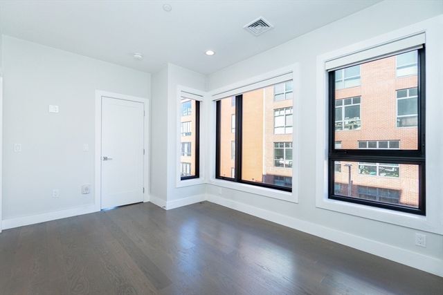 39 A Street 8, Boston, MA 02127