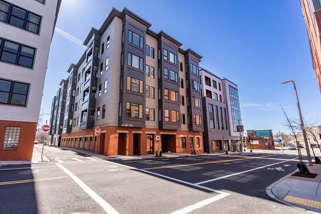 39 A Street 8, Boston, MA 02127