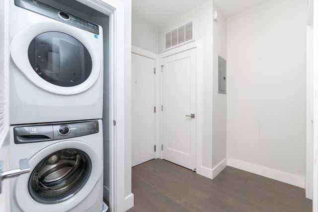 39 A Street 8, Boston, MA 02127