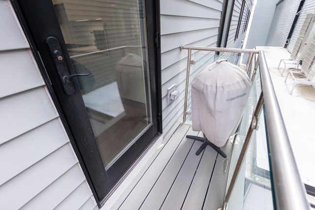 39 A Street 8, Boston, MA 02127