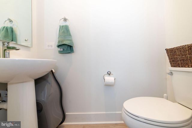 7306 BLADE DR, Falls Church, VA 22042