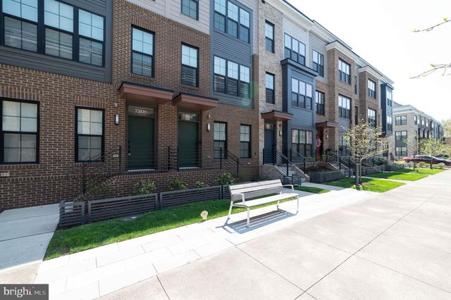 7306 BLADE DR, Falls Church, VA 22042