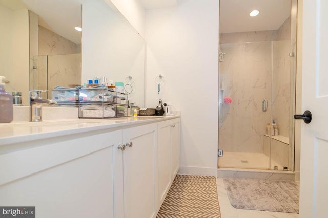 7306 BLADE DR, Falls Church, VA 22042