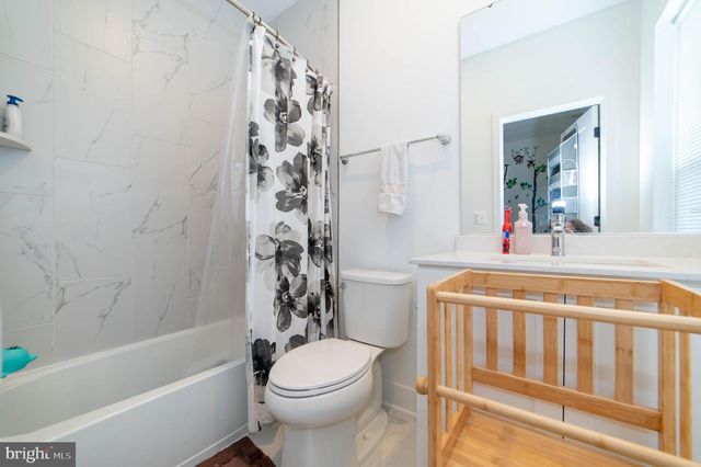 7306 BLADE DR, Falls Church, VA 22042