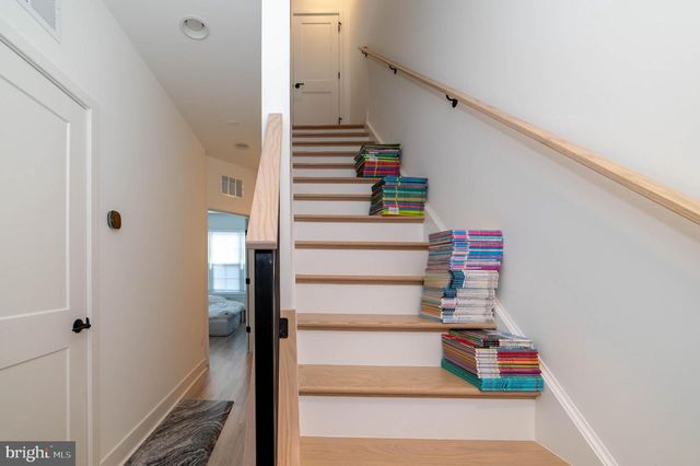 7306 BLADE DR, Falls Church, VA 22042