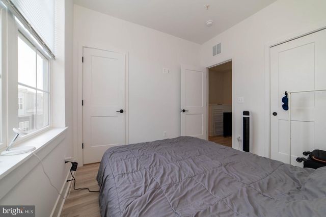 7306 BLADE DR, Falls Church, VA 22042