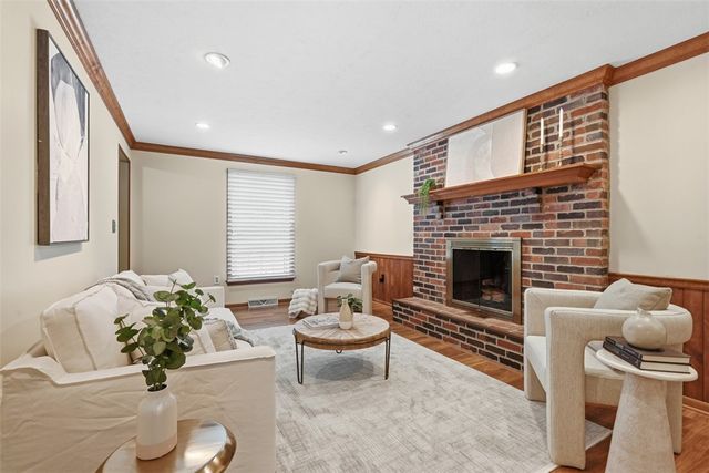 601 Overlook Ct, Marshall, PA 15090