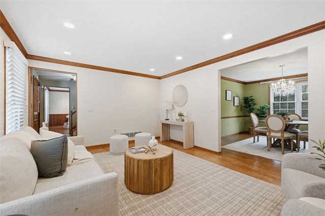 601 Overlook Ct, Marshall, PA 15090