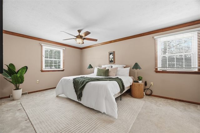 601 Overlook Ct, Marshall, PA 15090