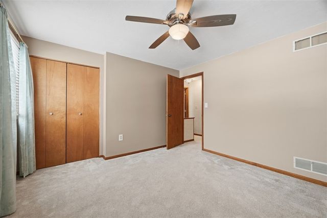 601 Overlook Ct, Marshall, PA 15090