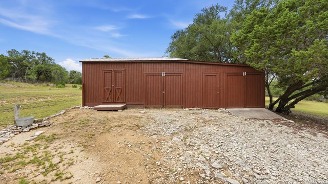 885 HEIMER LANGE RD, Spring Branch, TX 78070