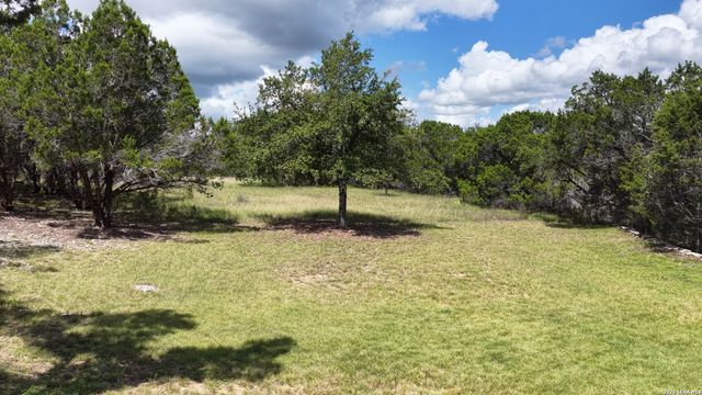 885 HEIMER LANGE RD, Spring Branch, TX 78070