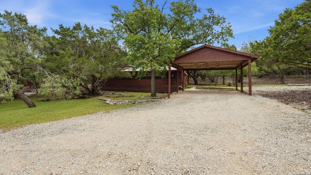 885 HEIMER LANGE RD, Spring Branch, TX 78070