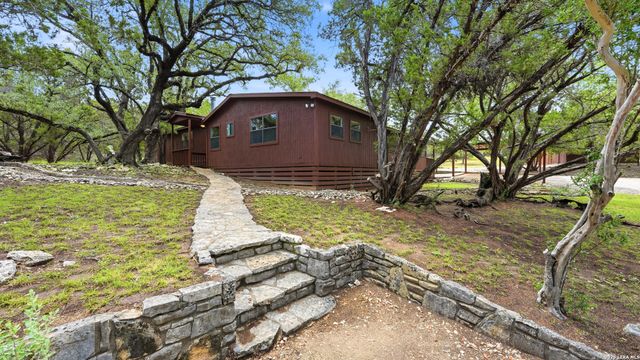 885 HEIMER LANGE RD, Spring Branch, TX 78070