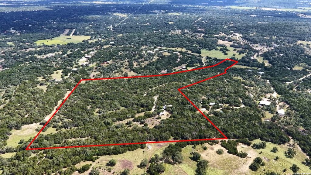 885 HEIMER LANGE RD, Spring Branch, TX 78070