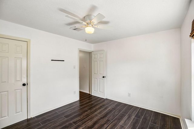 5501 Pecos Street, Dickinson, TX 77539