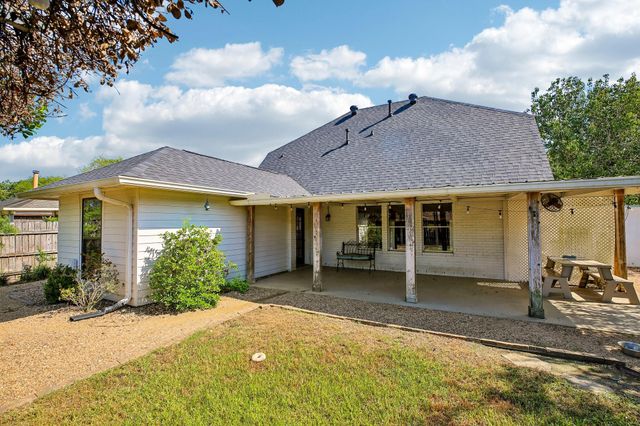 5501 Pecos Street, Dickinson, TX 77539