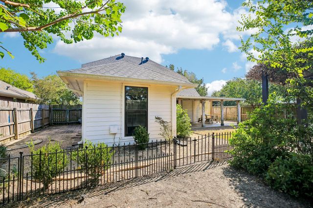 5501 Pecos Street, Dickinson, TX 77539