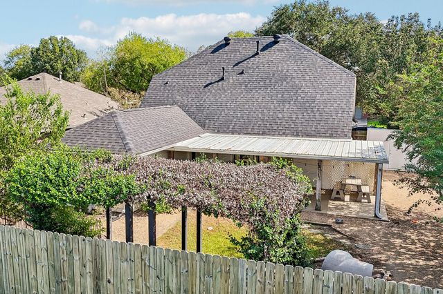5501 Pecos Street, Dickinson, TX 77539