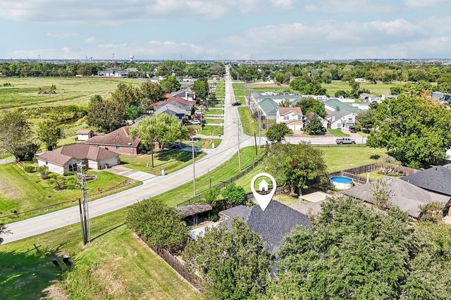 5501 Pecos Street, Dickinson, TX 77539