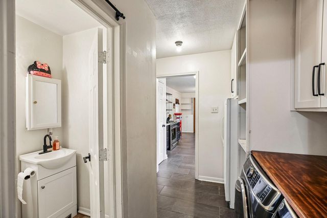 5501 Pecos Street, Dickinson, TX 77539