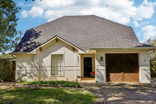 5501 Pecos Street, Dickinson, TX 77539