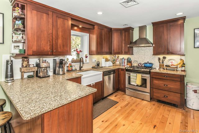 73 Bellecrest Avenue, East Northport, NY 11731