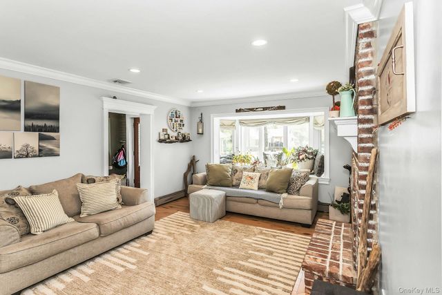 73 Bellecrest Avenue, East Northport, NY 11731