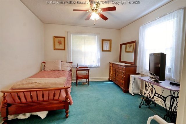 3814 Noyes Avenue Se, Charleston, WV 25304