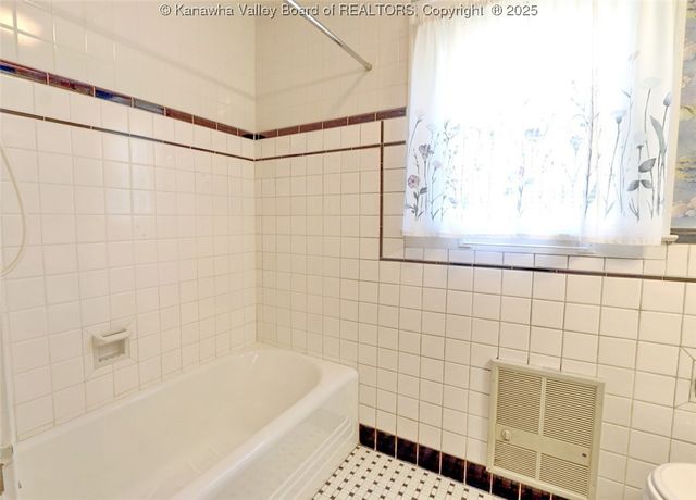 3814 Noyes Avenue Se, Charleston, WV 25304