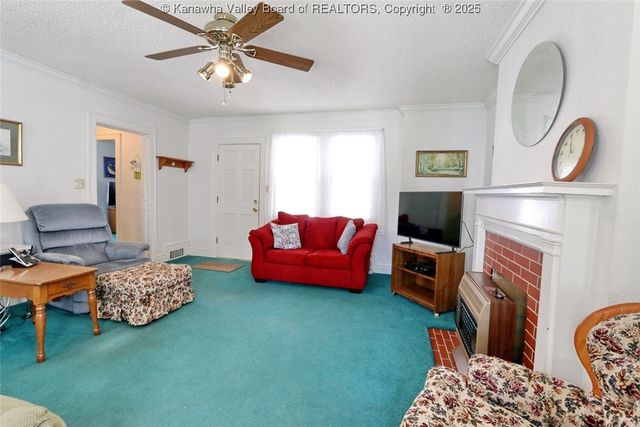 3814 Noyes Avenue Se, Charleston, WV 25304