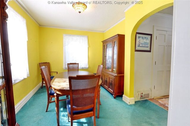 3814 Noyes Avenue Se, Charleston, WV 25304