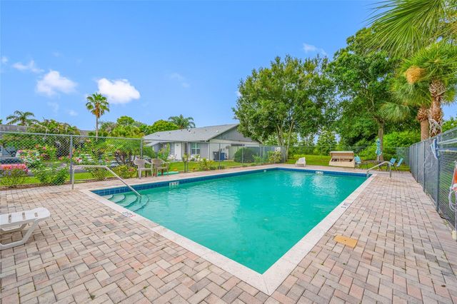 2060 SHEFFIELD COURT, Oldsmar, FL 34677