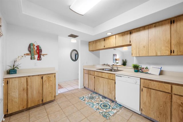 2060 SHEFFIELD COURT, Oldsmar, FL 34677