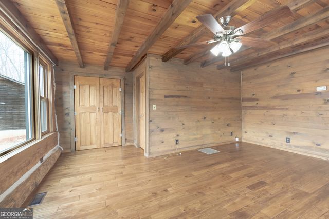 75 Raburn Lake Road, Bremen, GA 30110