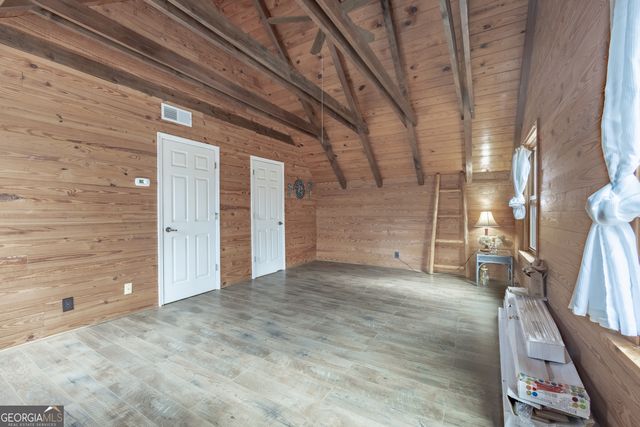 75 Raburn Lake Road, Bremen, GA 30110