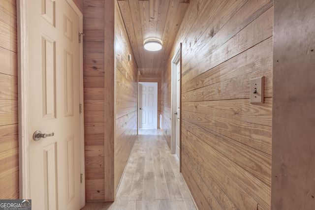 75 Raburn Lake Road, Bremen, GA 30110