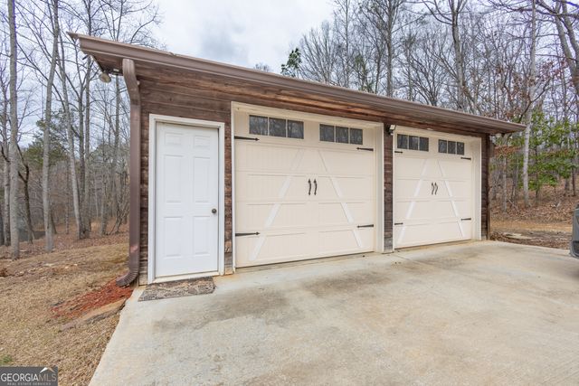 75 Raburn Lake Road, Bremen, GA 30110