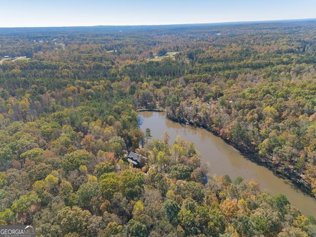 75 Raburn Lake Road, Bremen, GA 30110