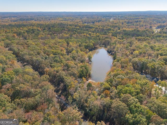 75 Raburn Lake Road, Bremen, GA 30110