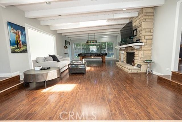 10461 Andora, Chatsworth, CA 91311