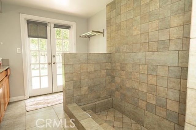 10461 Andora, Chatsworth, CA 91311