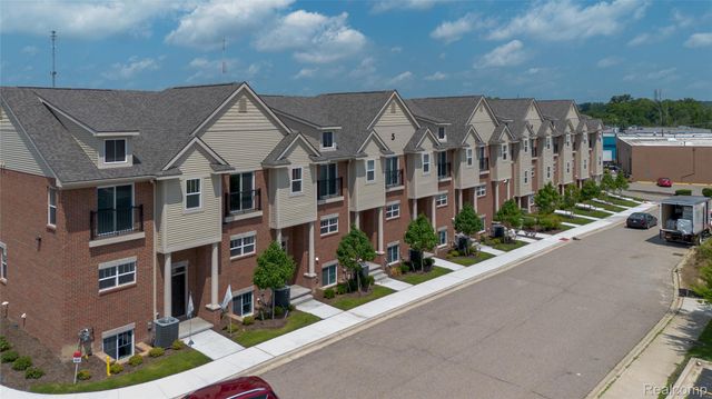 25558 Grandview Lane 38, Novi, MI 48375