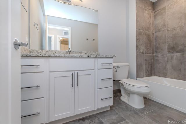 25558 Grandview Lane 38, Novi, MI 48375