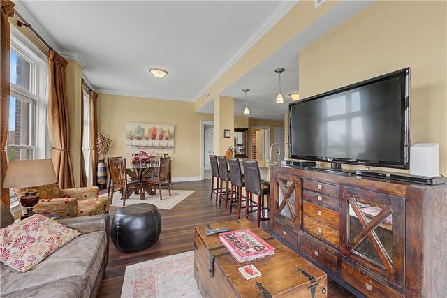 609 W Dickson Street 501, Fayetteville, AR 72701