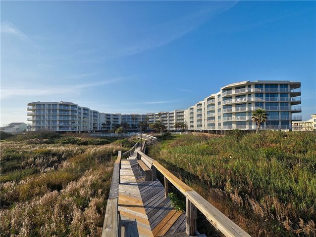 800 Sandcastle Dr 129, Port Aransas, TX 78373