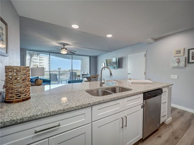 800 Sandcastle Dr 129, Port Aransas, TX 78373