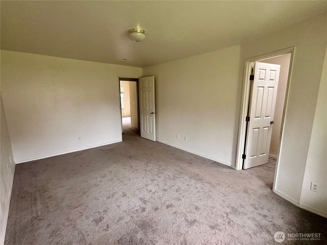 24516 47th Avenue E, Graham, WA 98338