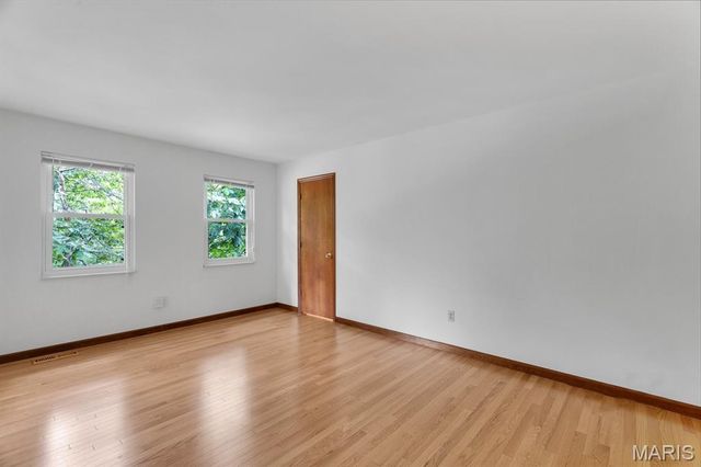 1508 Redbriar Drive, High Ridge, MO 63049